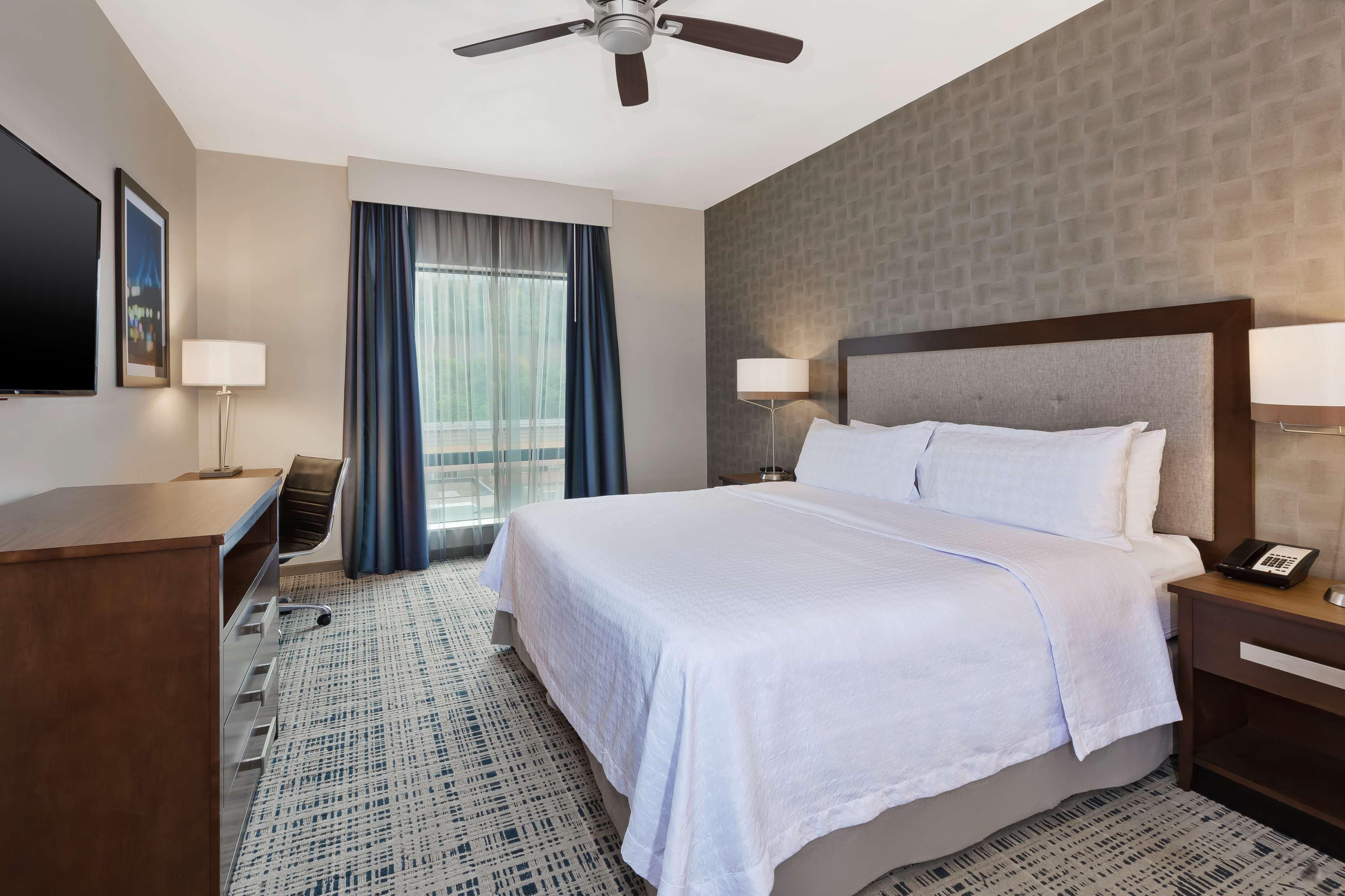 Homewood Suites By Hilton Pittsburgh Downtown Экстерьер фото