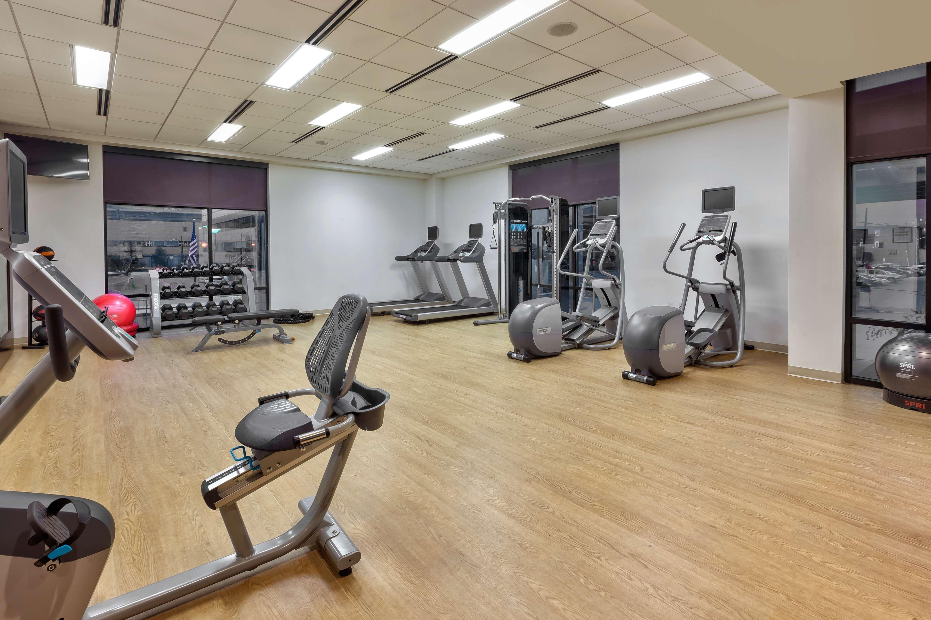 Homewood Suites By Hilton Pittsburgh Downtown Экстерьер фото