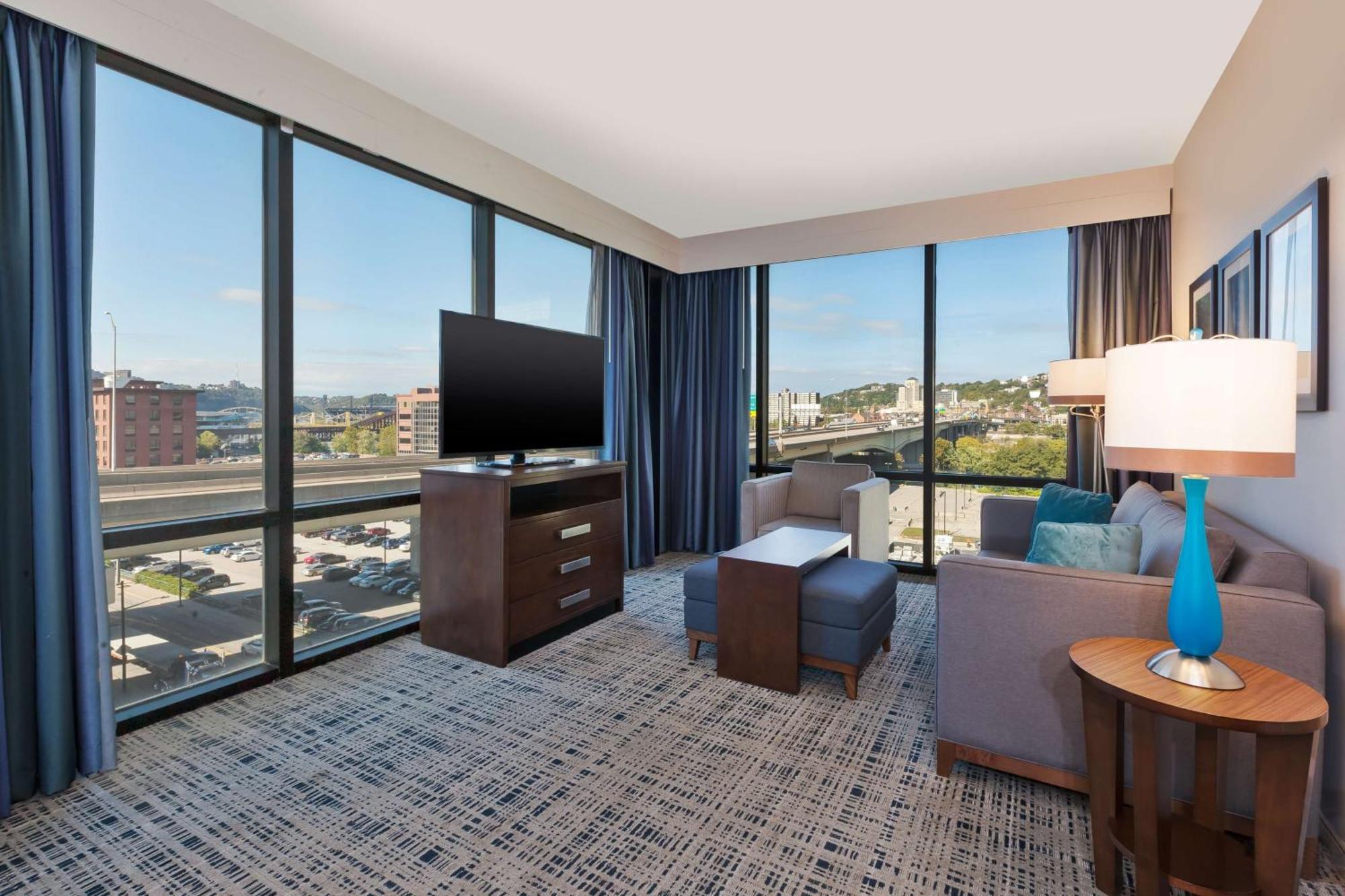 Homewood Suites By Hilton Pittsburgh Downtown Экстерьер фото