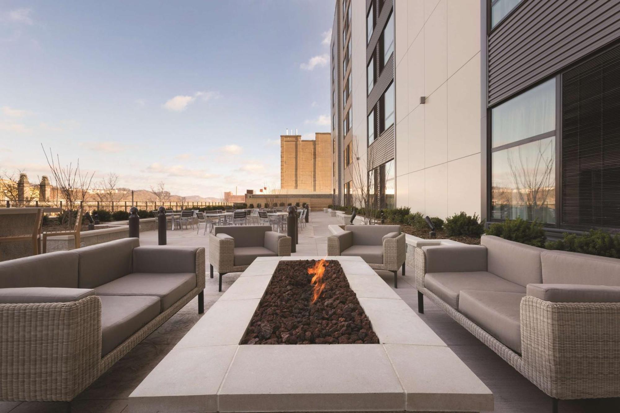 Homewood Suites By Hilton Pittsburgh Downtown Экстерьер фото