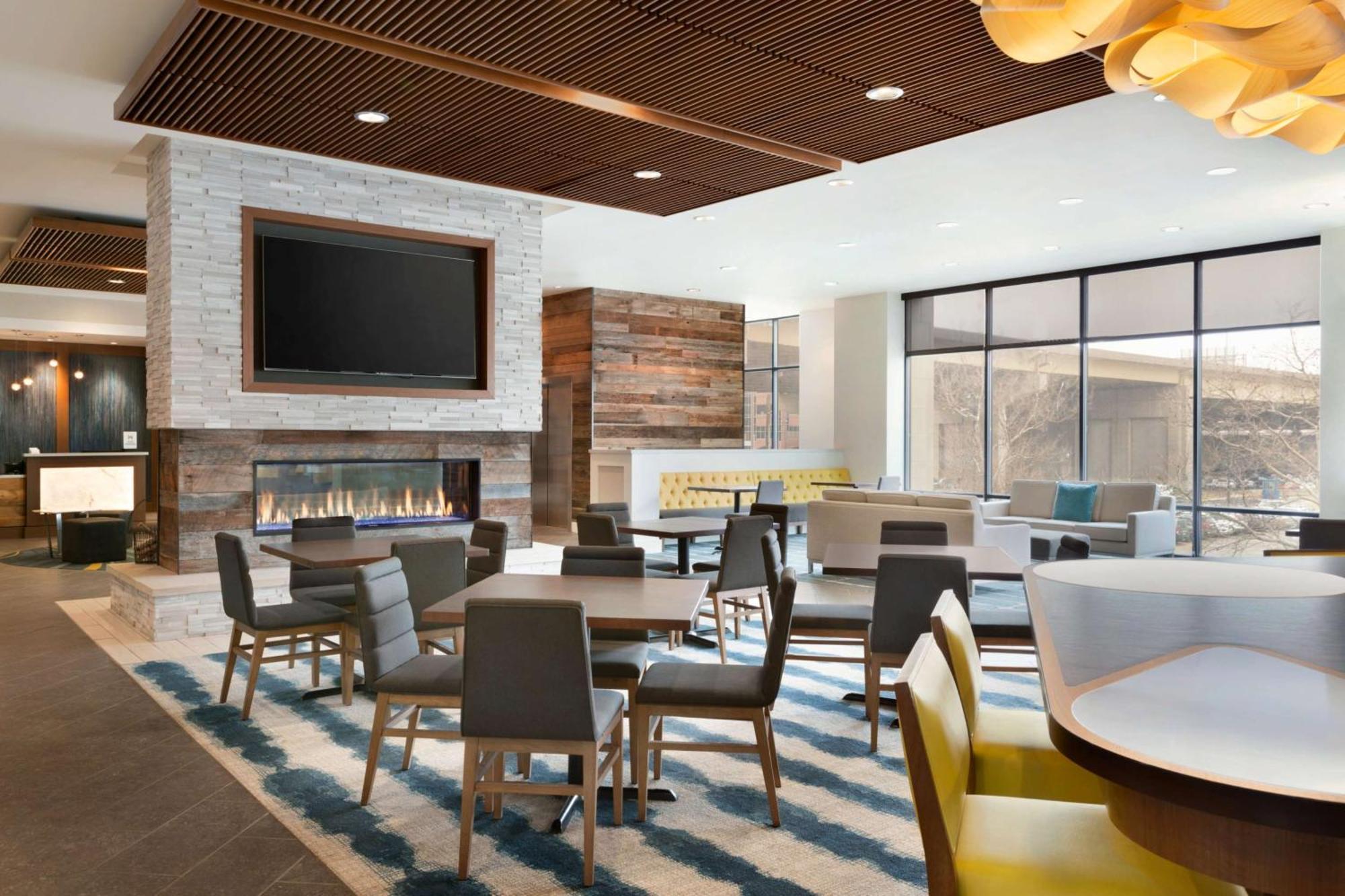 Homewood Suites By Hilton Pittsburgh Downtown Экстерьер фото